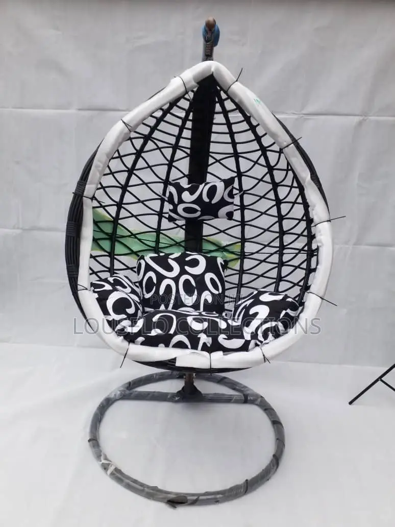 Swinging Relaxing Chair