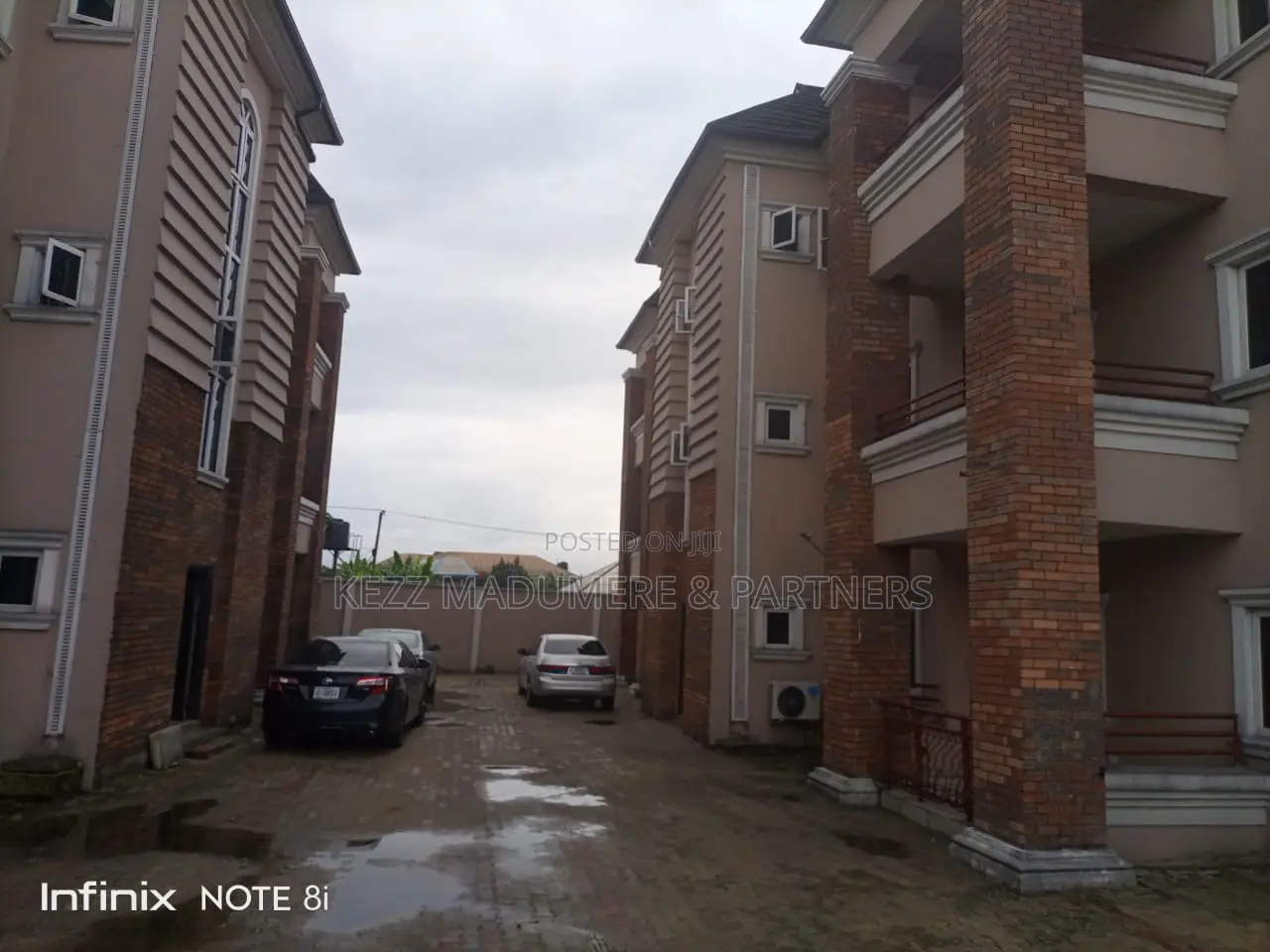 12bdrm Block of Flats in Egbelu Avenue , Off, Port-Harcourt for sale