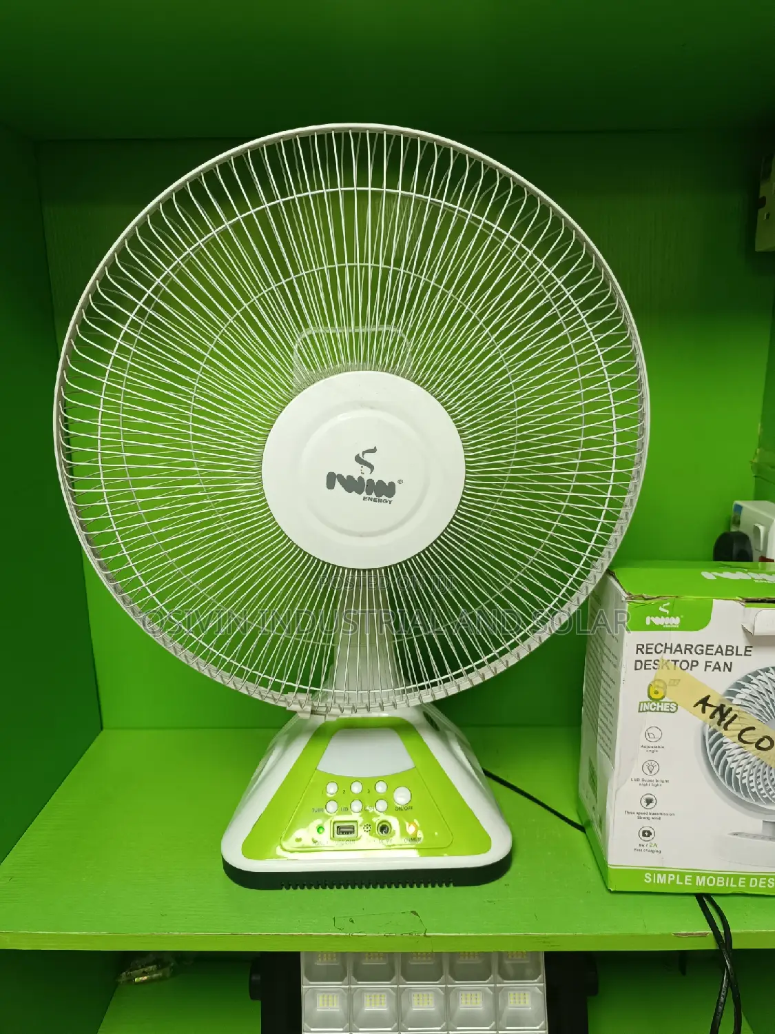 Iwin Rechargeable Table Solar Fan and Power Bank