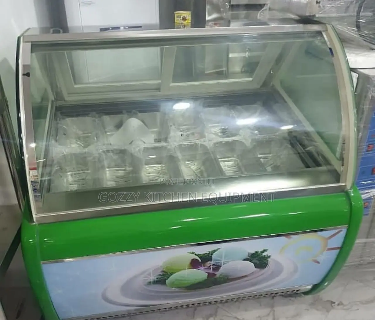 Green 12 Pans Ice Cream Freezer