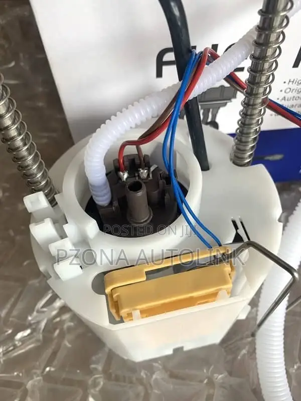 Fuel Pump Assembly for Mercedes-Benz R350, R500