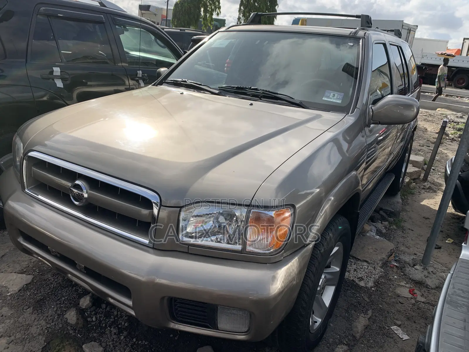 Nissan Pathfinder 2003 Gray