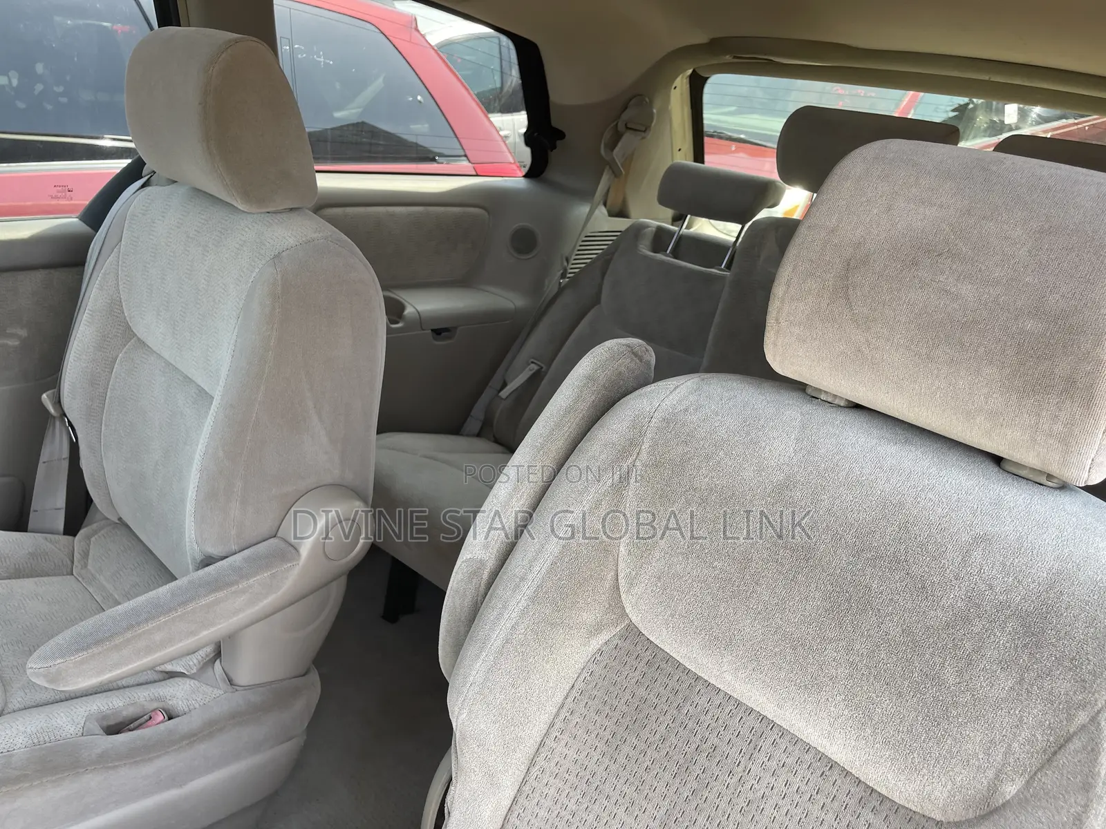 Toyota Sienna LE AWD 2005 Gold