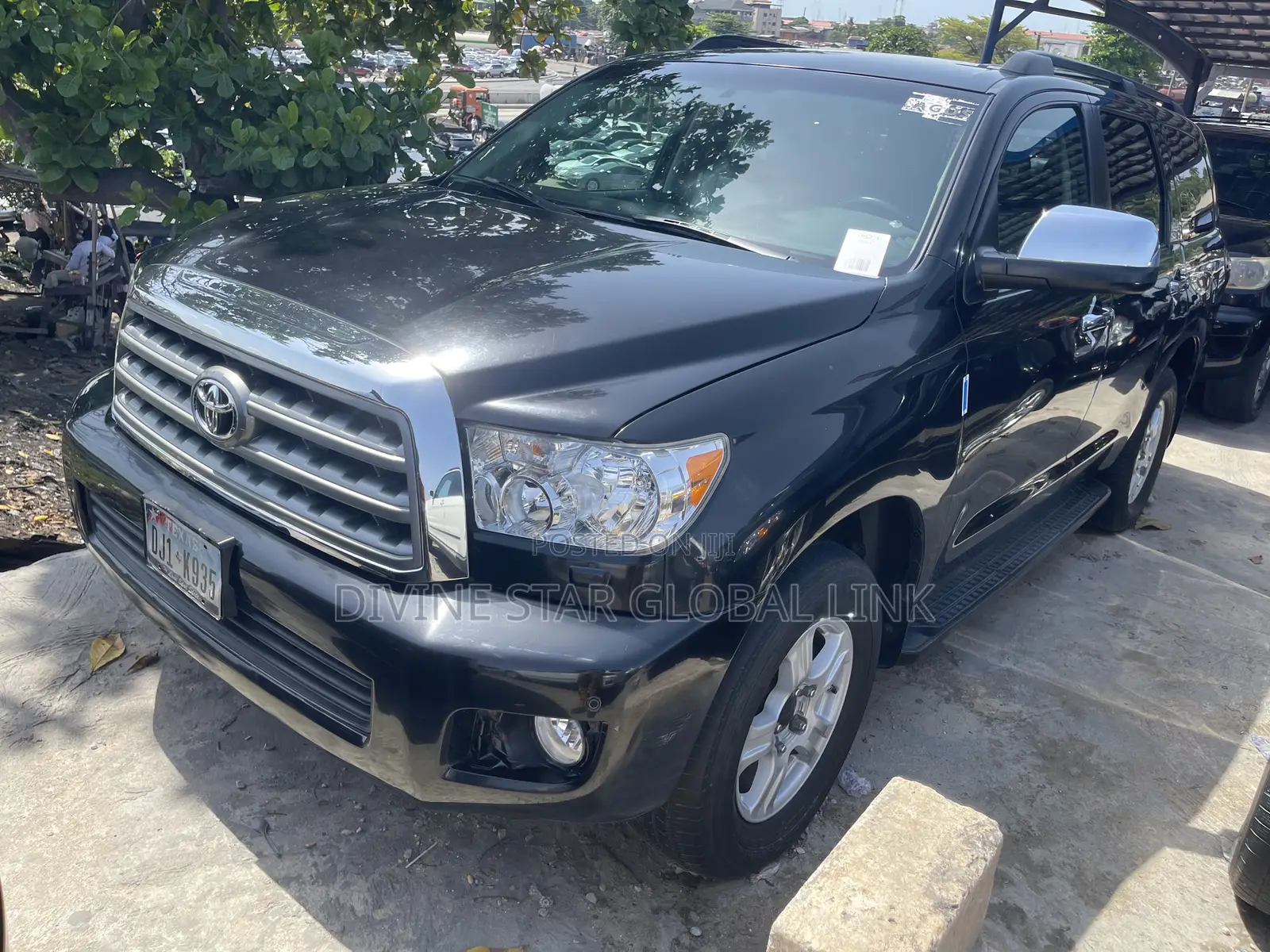 Toyota Sequoia 2011 Black