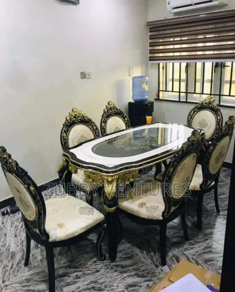Brand New Set of Wooden Royal Dining by 6 Exotic