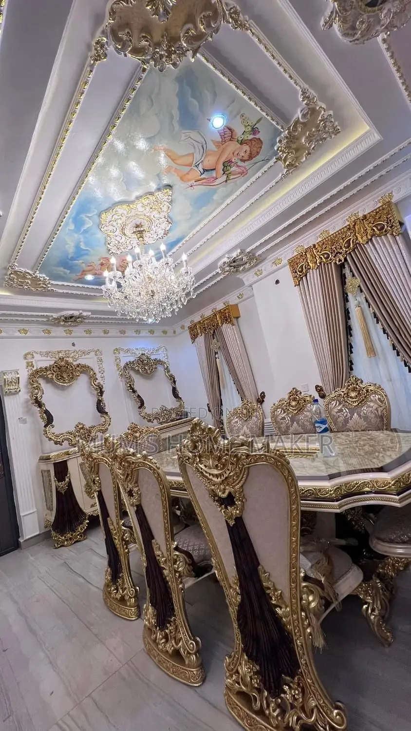Royal Pop Installation
