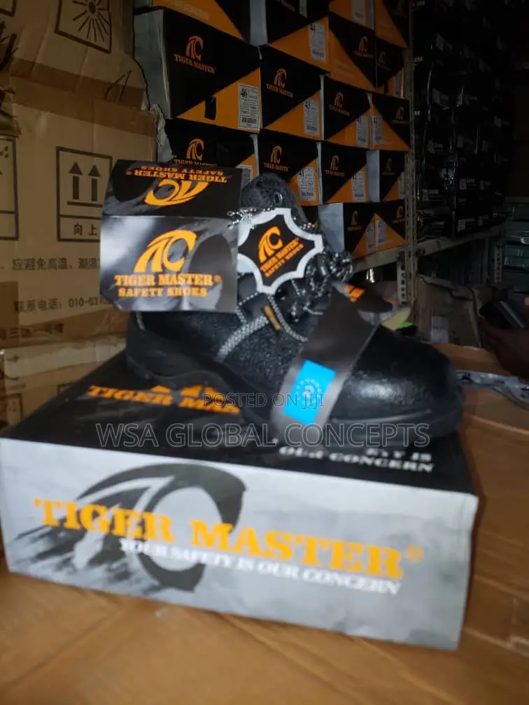 Tiger Master Safety Boots