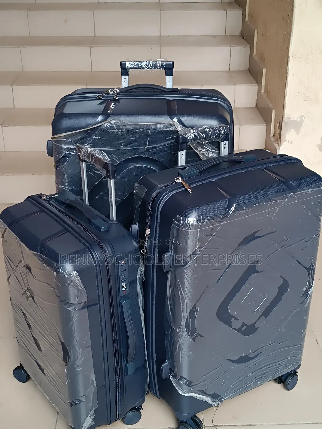 Set of 3 Unbreakable Elastic Rubber Travelling Luggage Boxes