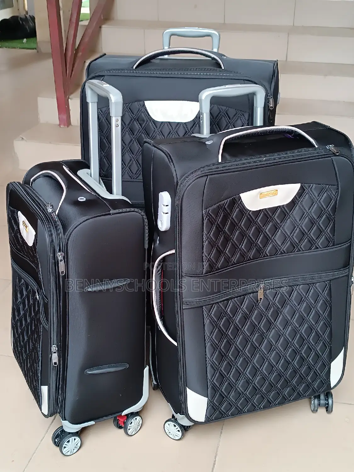 Set of 3 Black an White Leader Polo Travelling Luggage Boxes