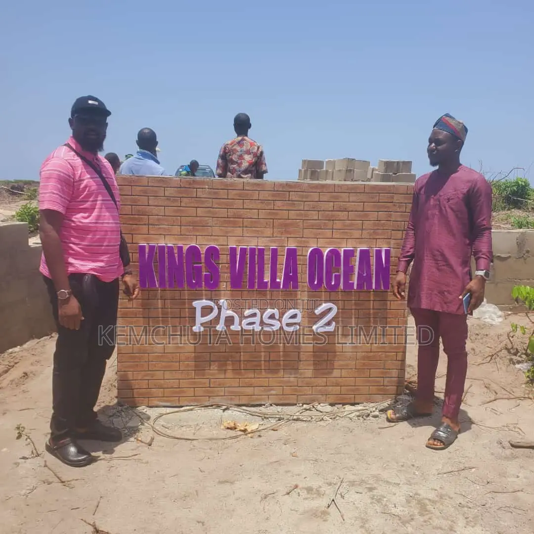 Estate Plots Facing the Beach With a Discount and Allocation