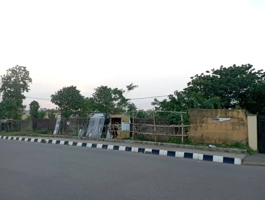 20plots of Land With C of O Along Abiola Express Near NNPC