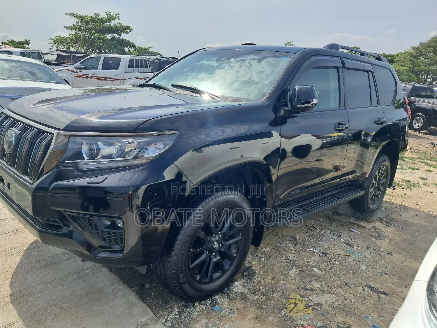 Toyota Land Cruiser Prado 2022 Black