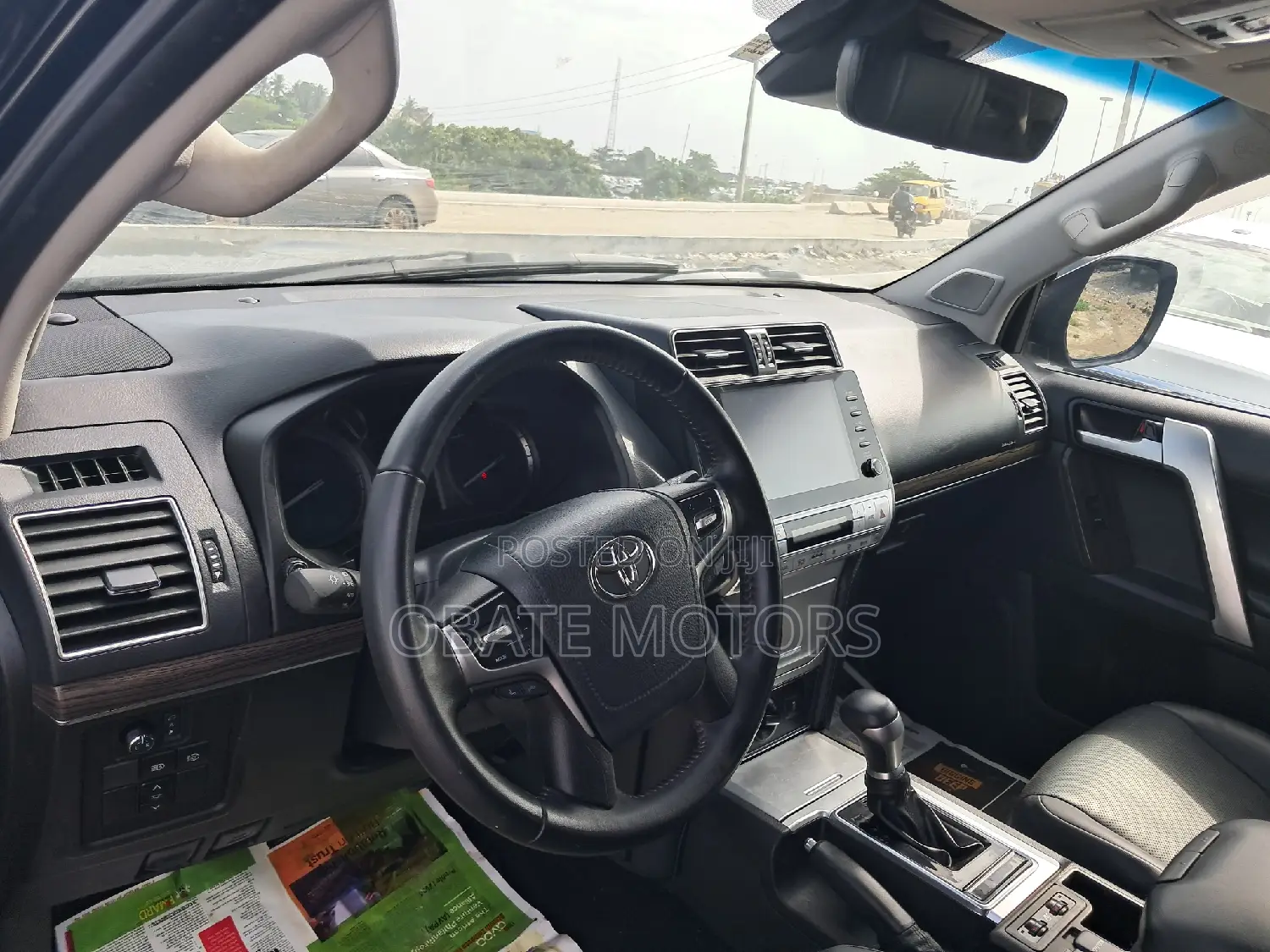 Toyota Land Cruiser Prado 2022 Black