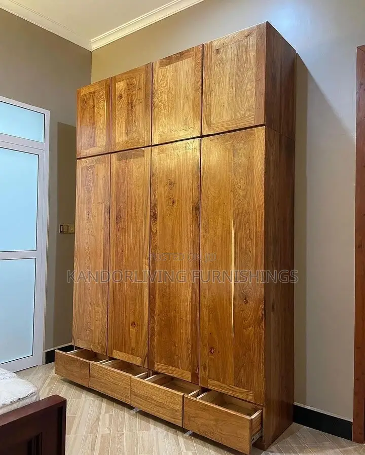 6 by 10 Wardrobe Design
