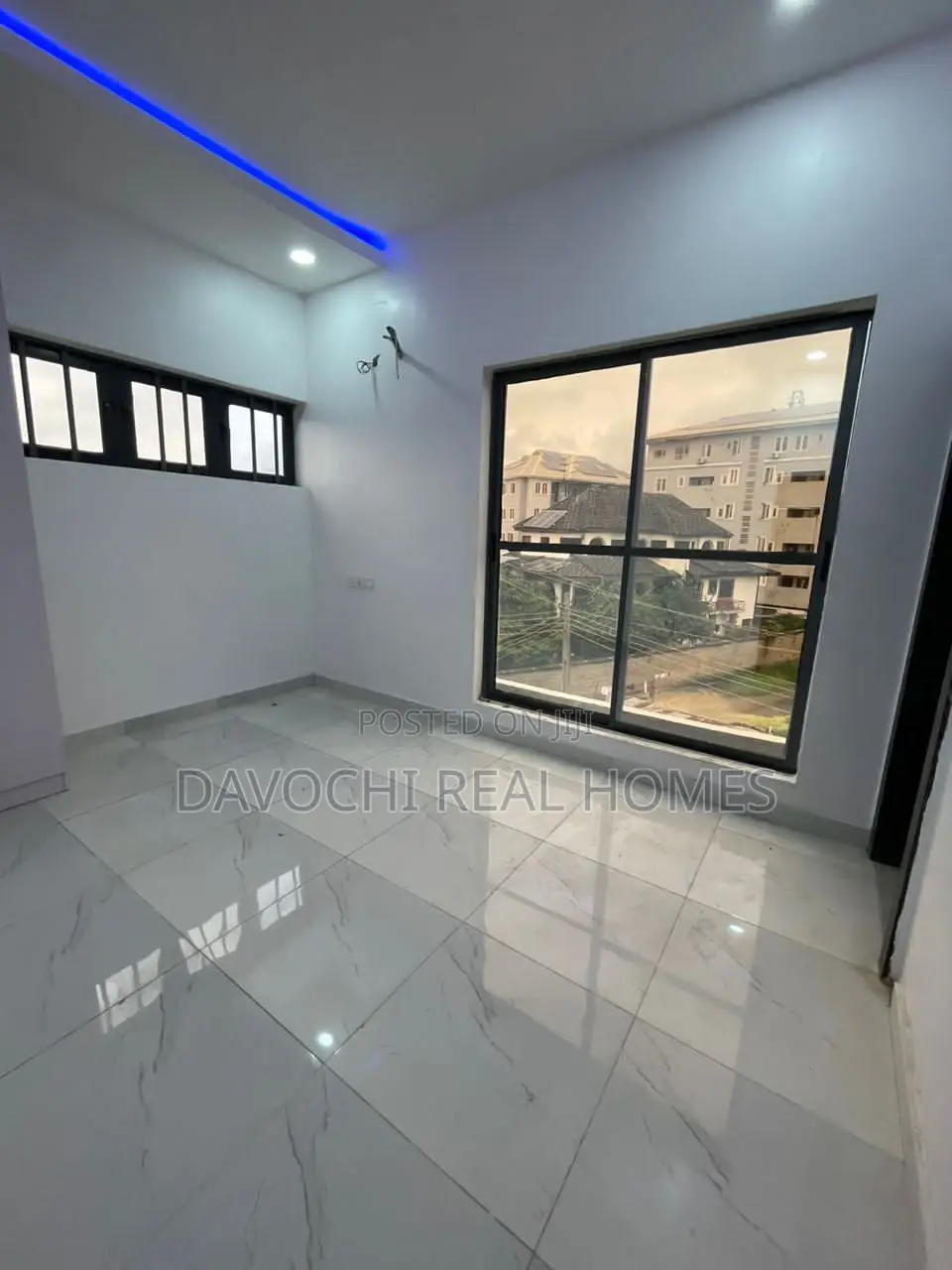 2bdrm Apartment in Chevron Conservation, Lekki for rent