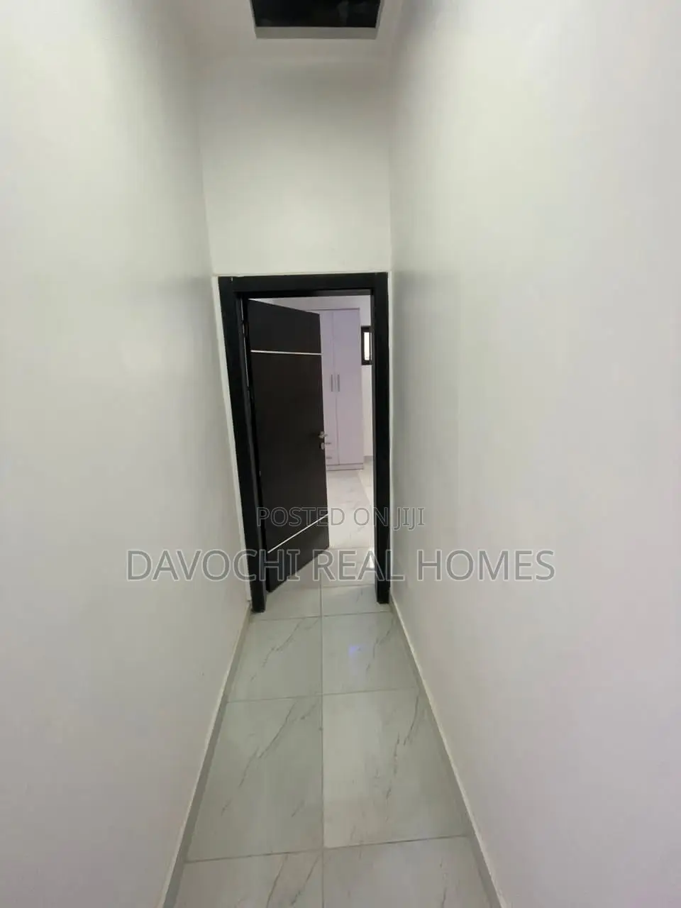 2bdrm Apartment in Chevron Conservation, Lekki for rent