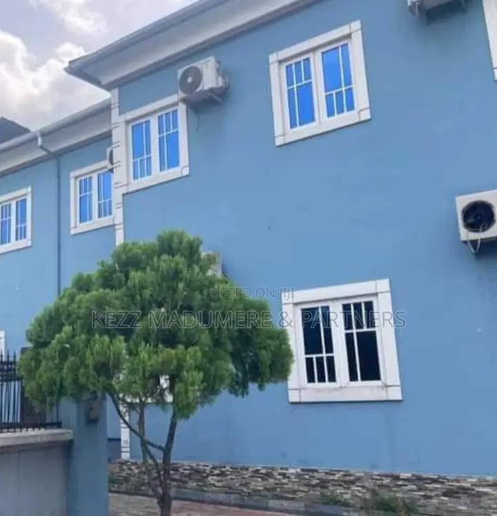 6bdrm Duplex in Pearl Gardens Estate, Port-Harcourt for sale