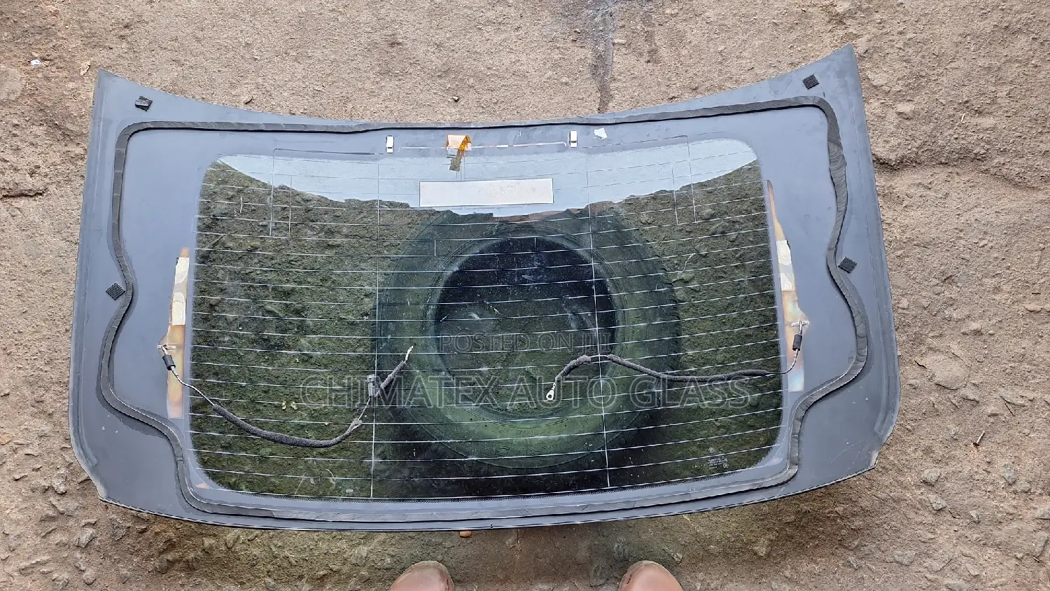 BMW GT Back Glass Going for Waybill Abj