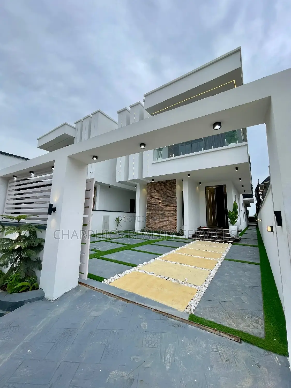 5bdrm Duplex in Ajah for rent