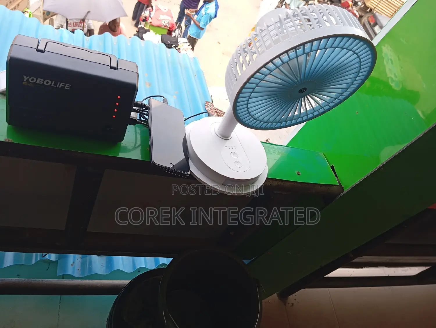 75w Solar Generator With Dc Fan