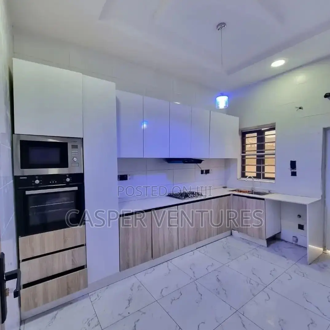 4bdrm Duplex in Orchid, Lekki for rent