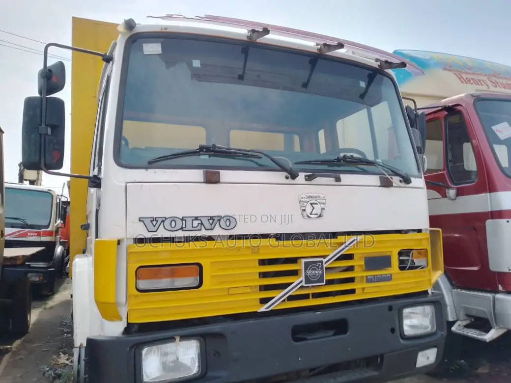 Volvo Fl6 Container Body 10bolits 24feet