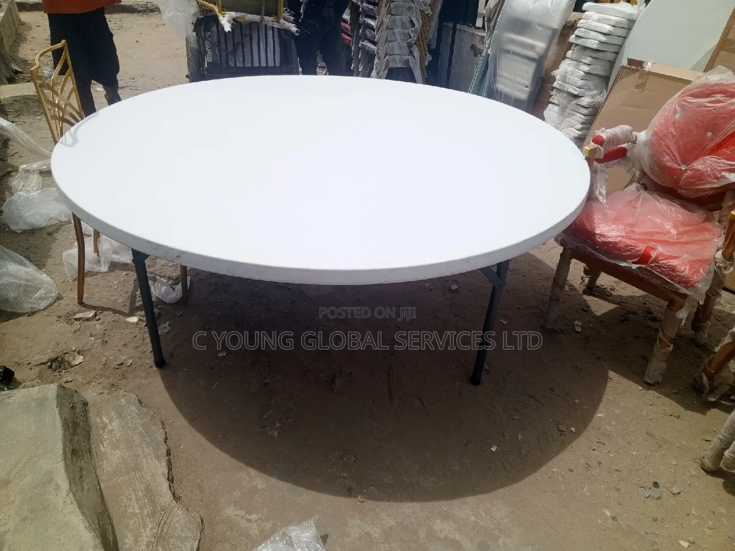 Table by 10 People