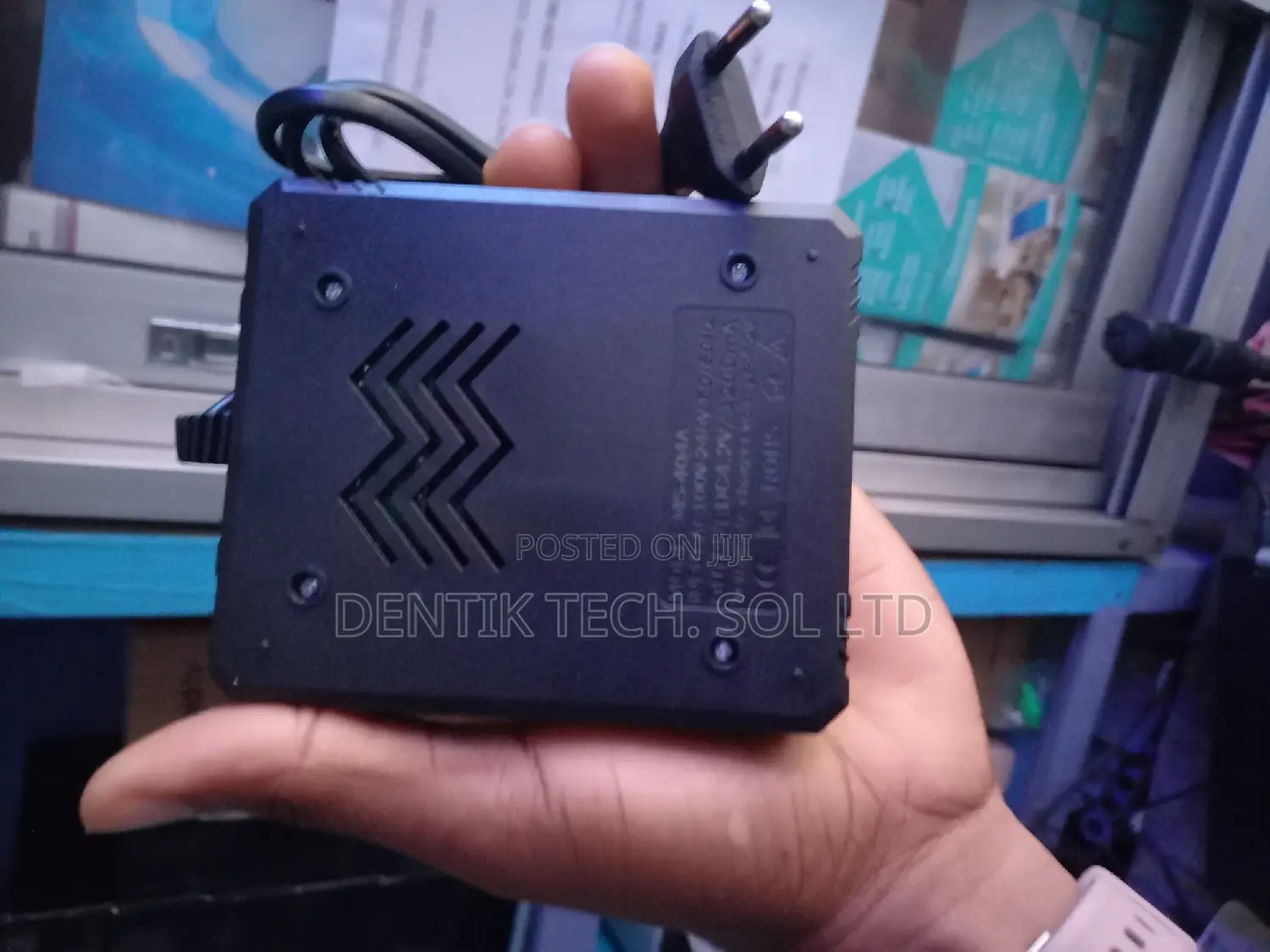 DC 4.2v 1200ma Li-Ion Battery Charger