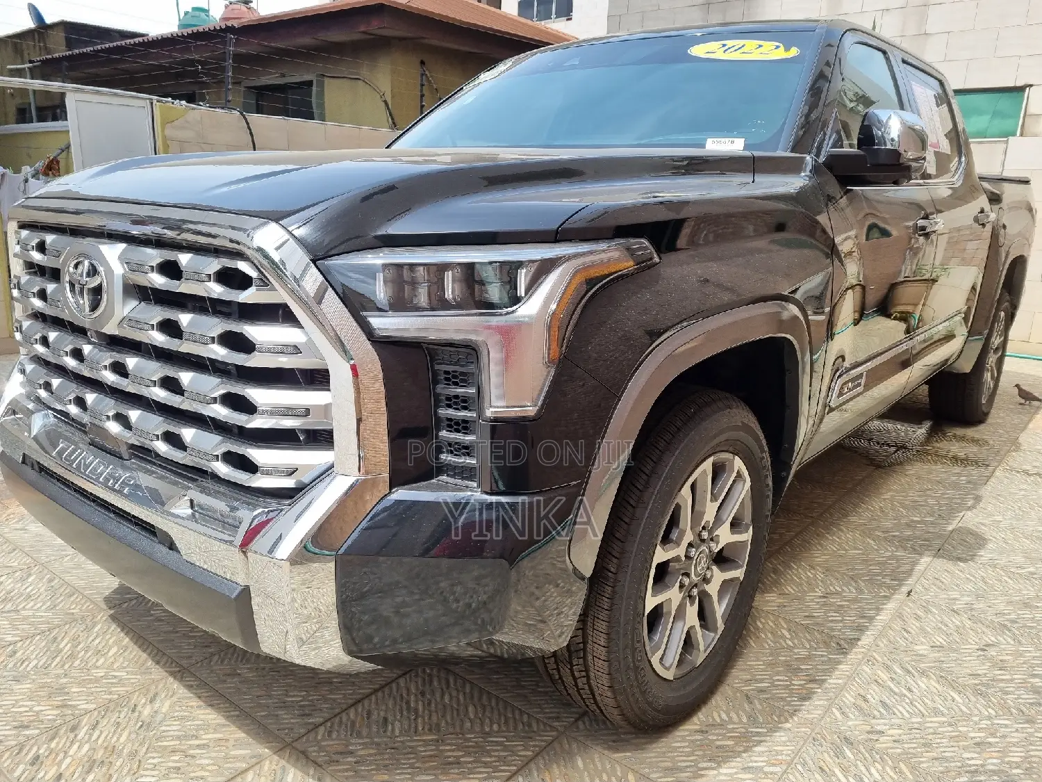 Toyota Tundra 2022 Black