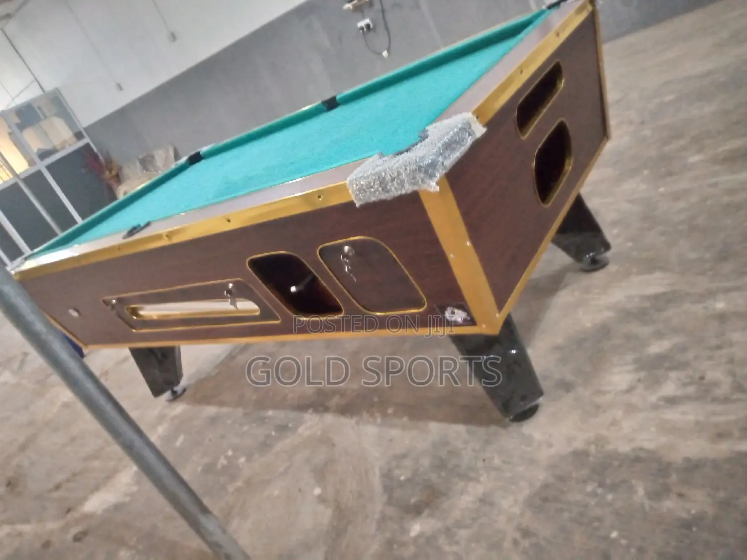 Commercial Coin Snooker Table B1