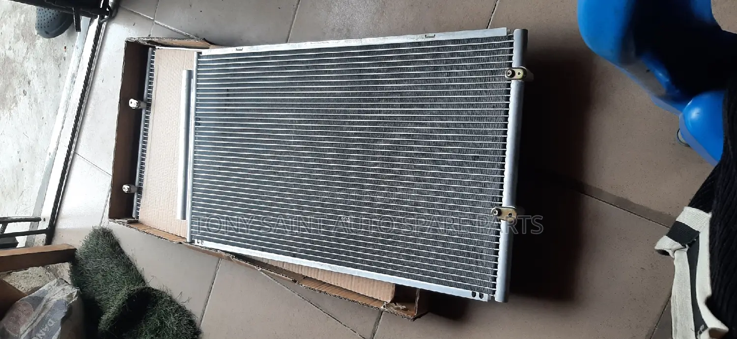 Brand New Car AC Condenser for Toyota Camry 2004/2005 Models