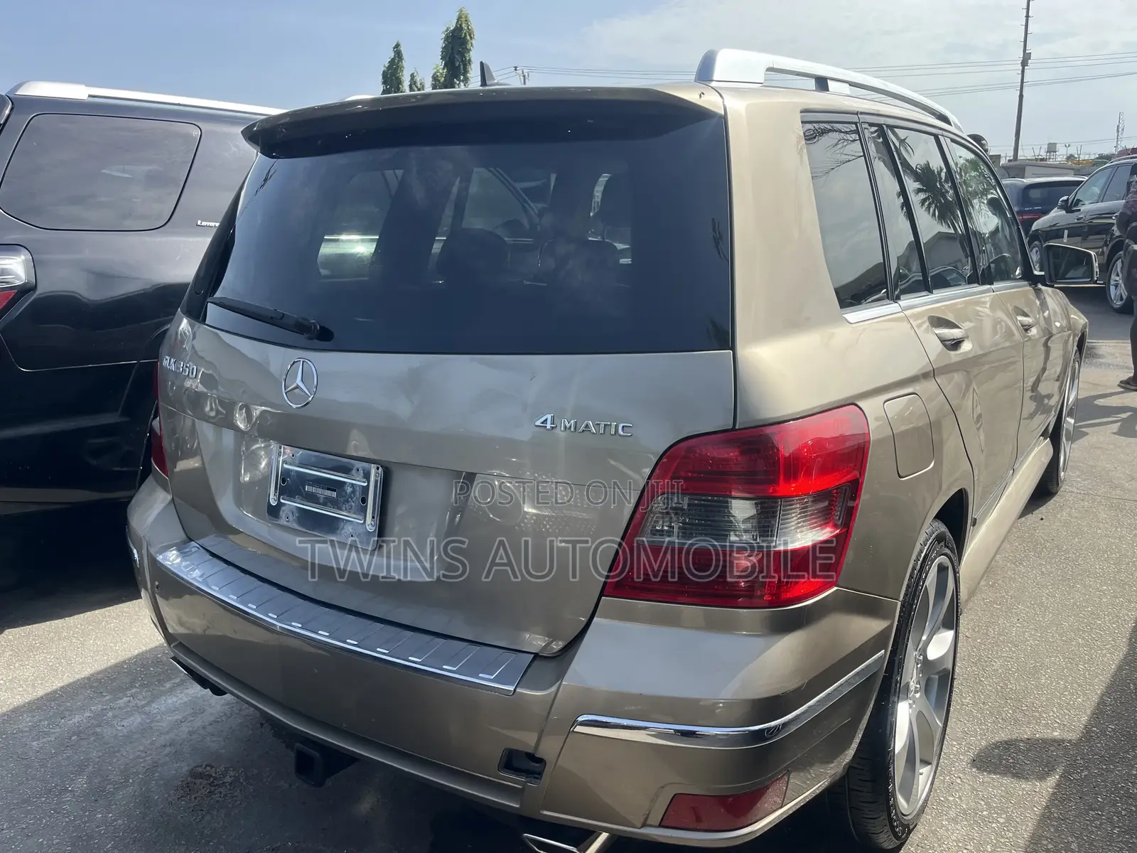 Mercedes-Benz GLK-Class 350 4MATIC 2011 Gold