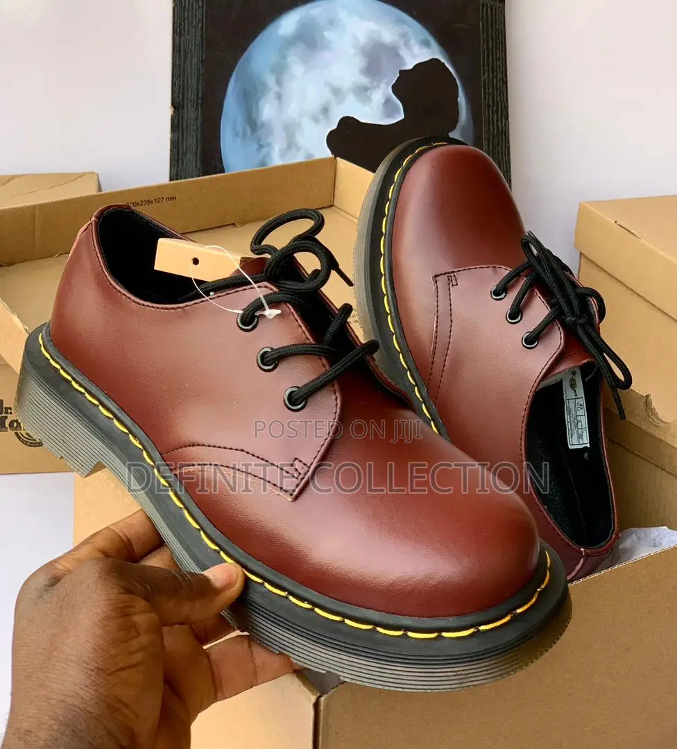 DR MARTENS Luxury Shoe