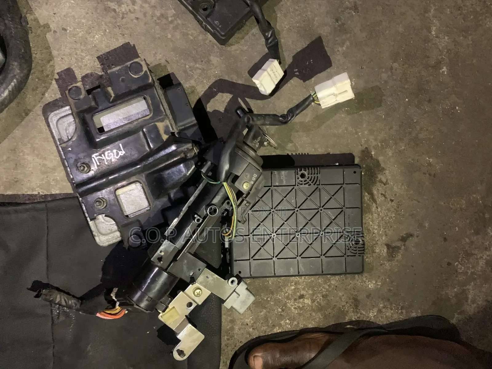 Complete Set of Brainbox With Fuse Box for Chevrolet Epica