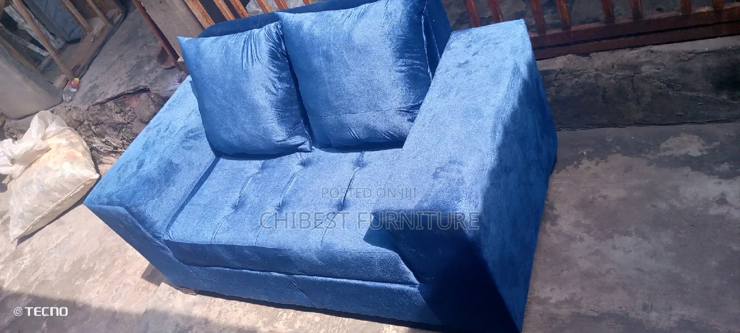 Standardtwo Sitter Cushion Chair