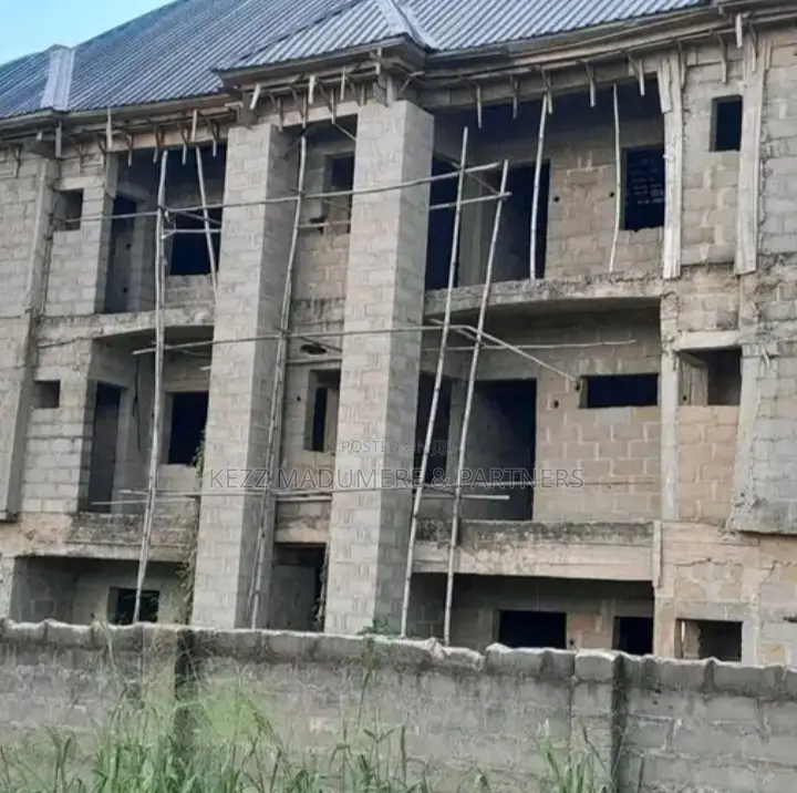 12bdrm Block of Flats in Naze , Owerri, Imo, Port-Harcourt for sale