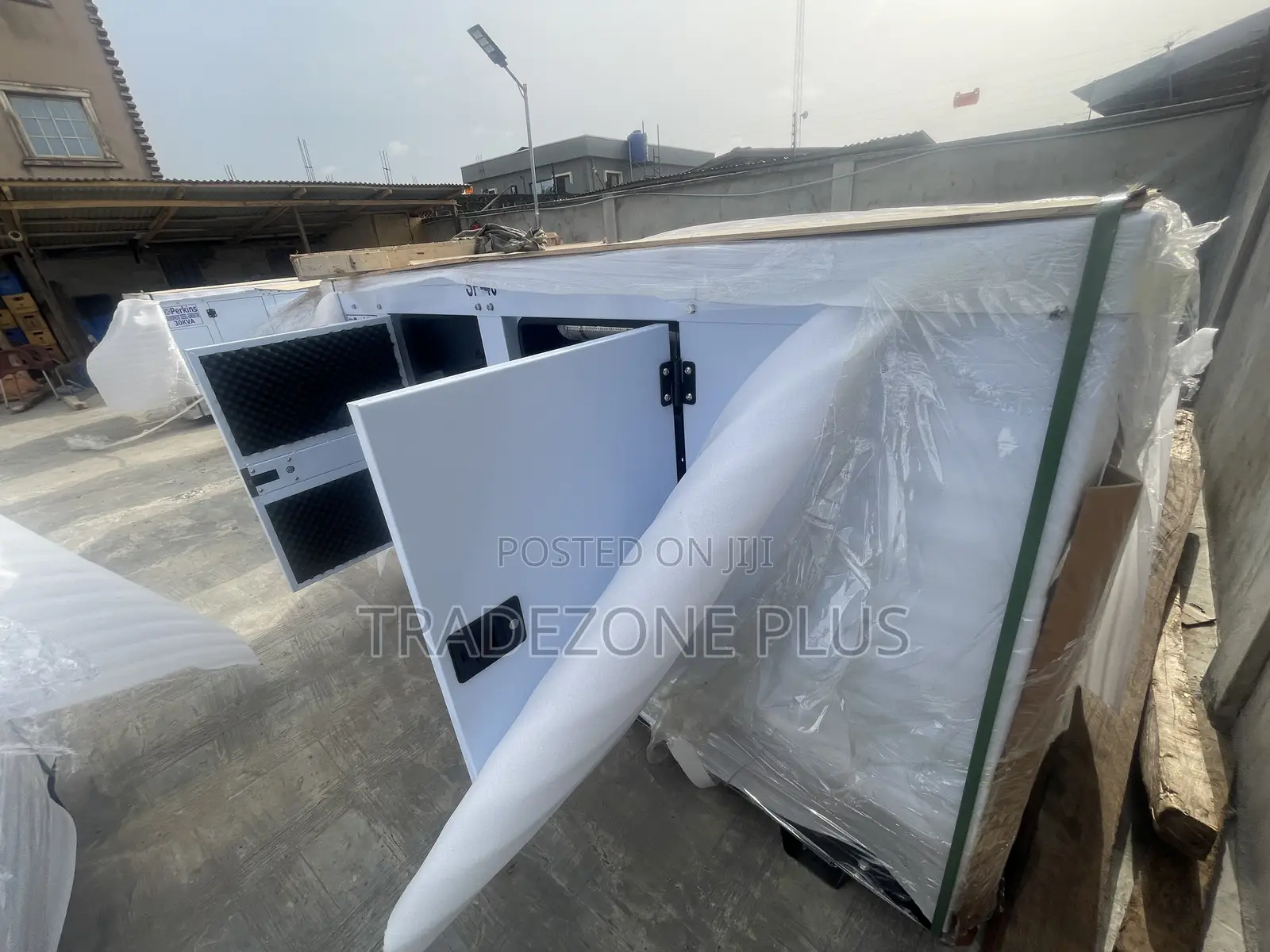 Reliable Perkins 40kva Soundproof DIESEL Generator