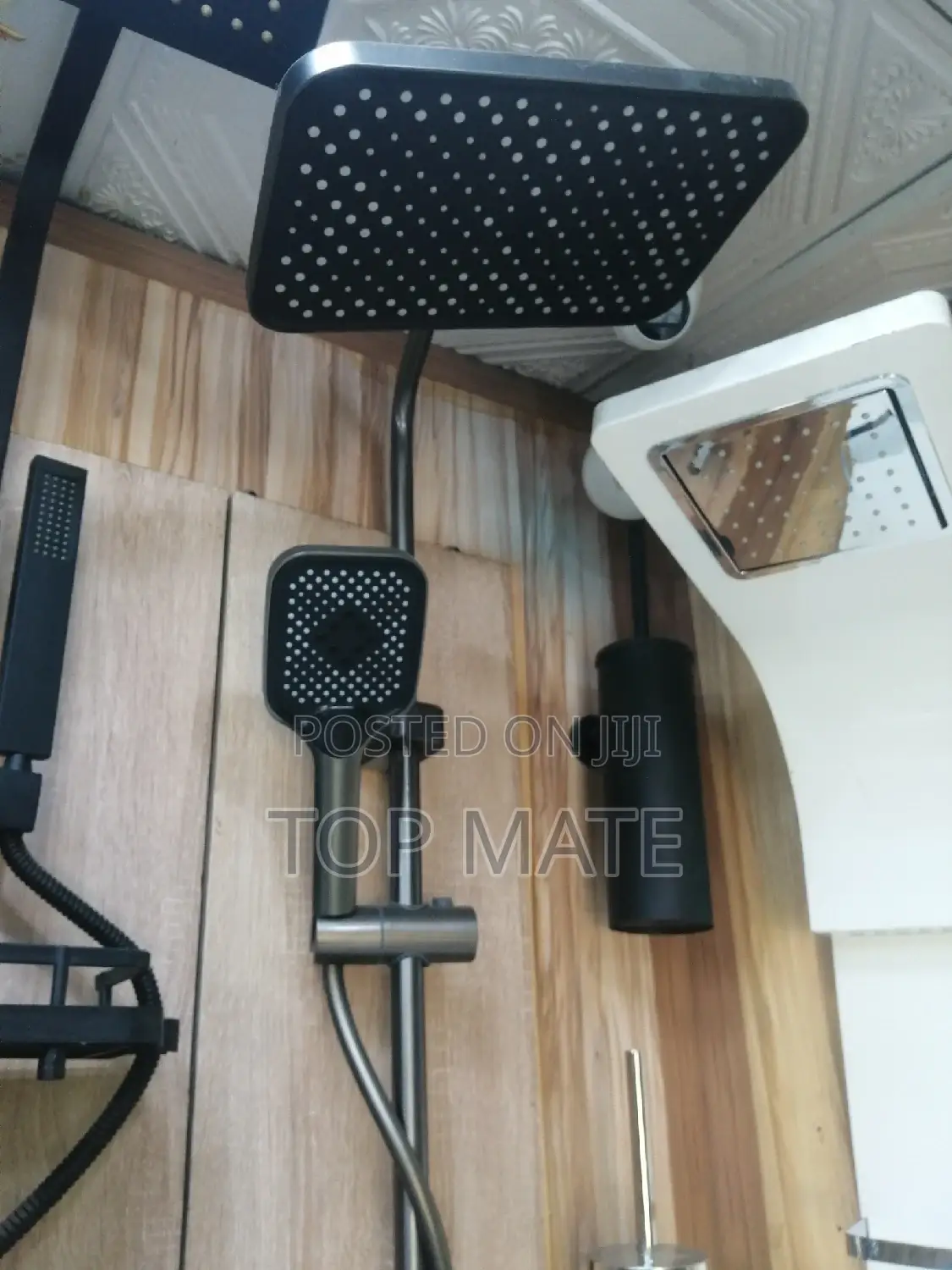 Executive England Piano Shower