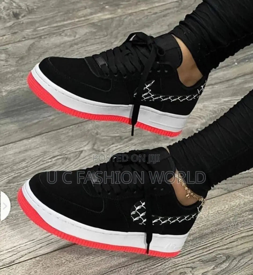 Verified Nike Zoom