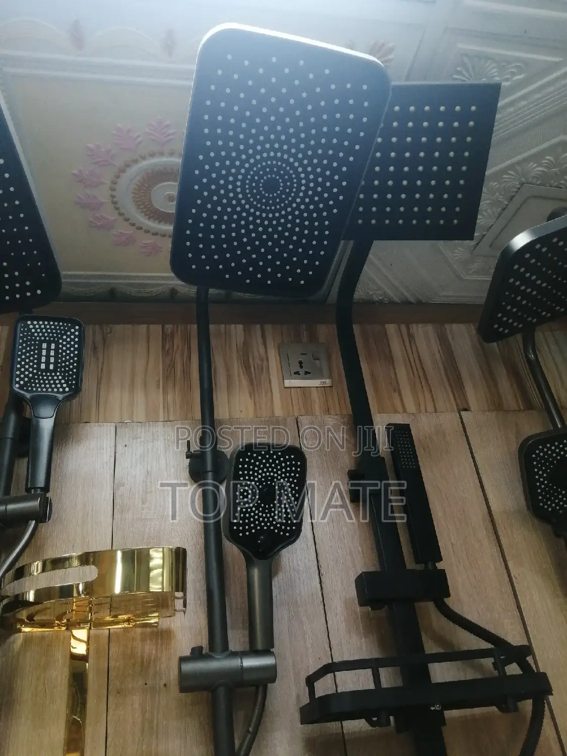 England Executive Piano Standing Shower (Dalton)