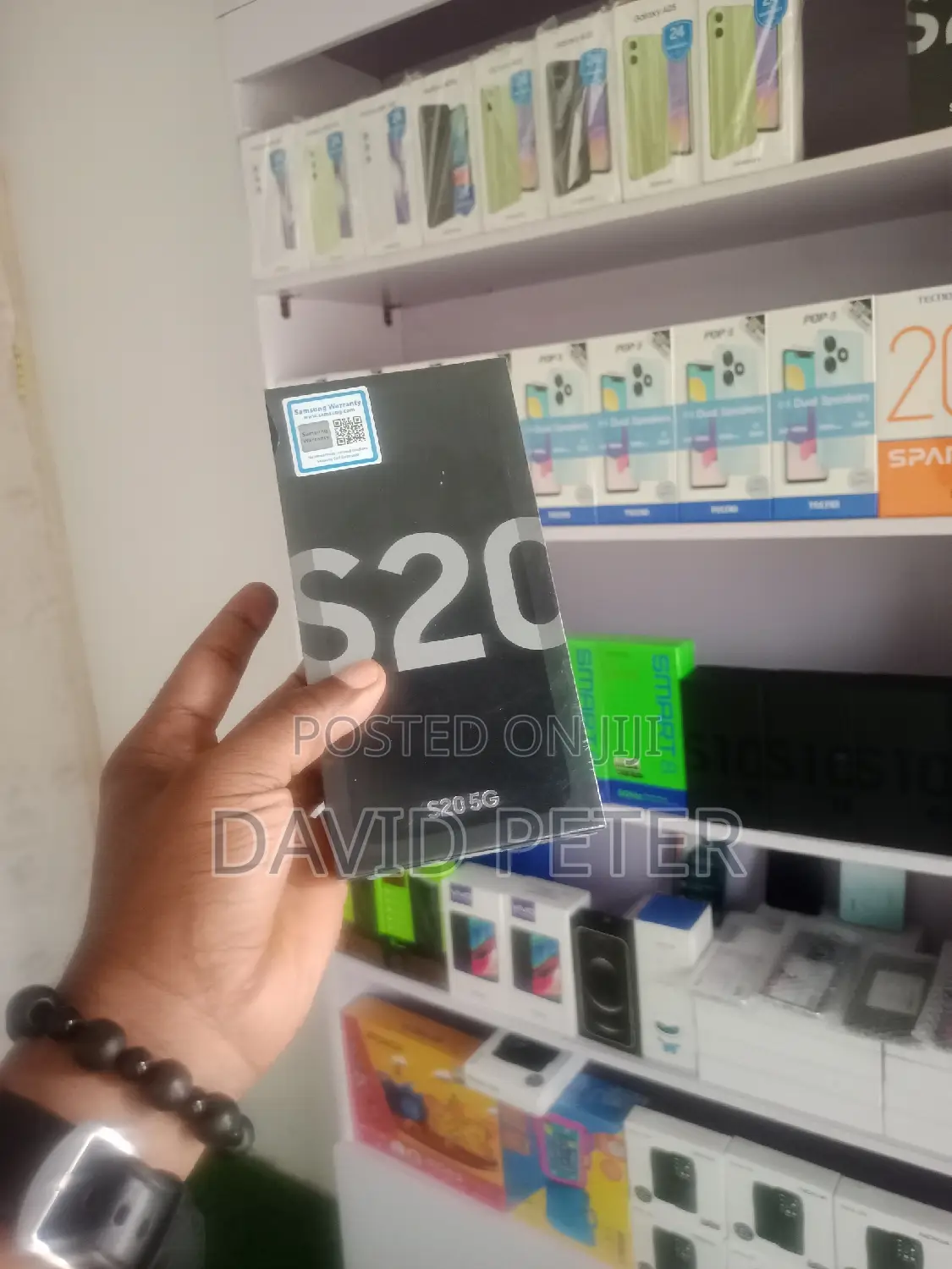 New Samsung Galaxy S20 128 GB Gray