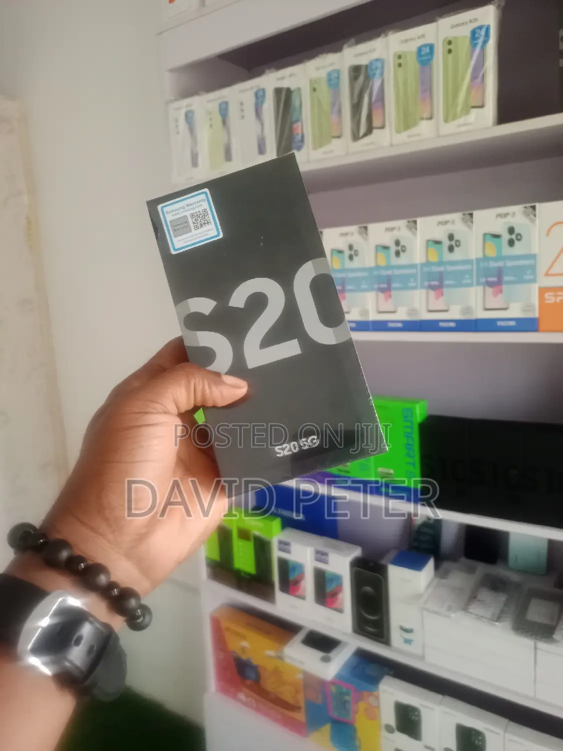 New Samsung Galaxy S20 128 GB Gray