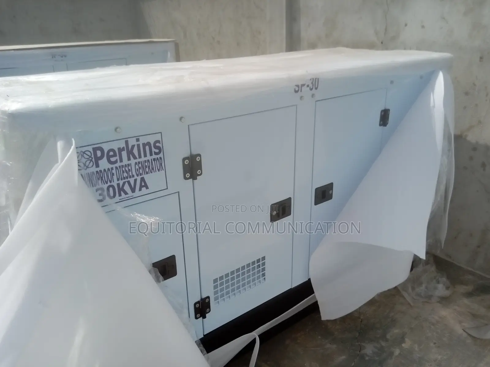 30kva Perkins Sound-Proof Diesel Generator 100% Copper