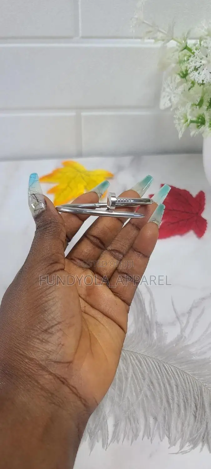 Quality Female Steel Wrist Silver Bangle