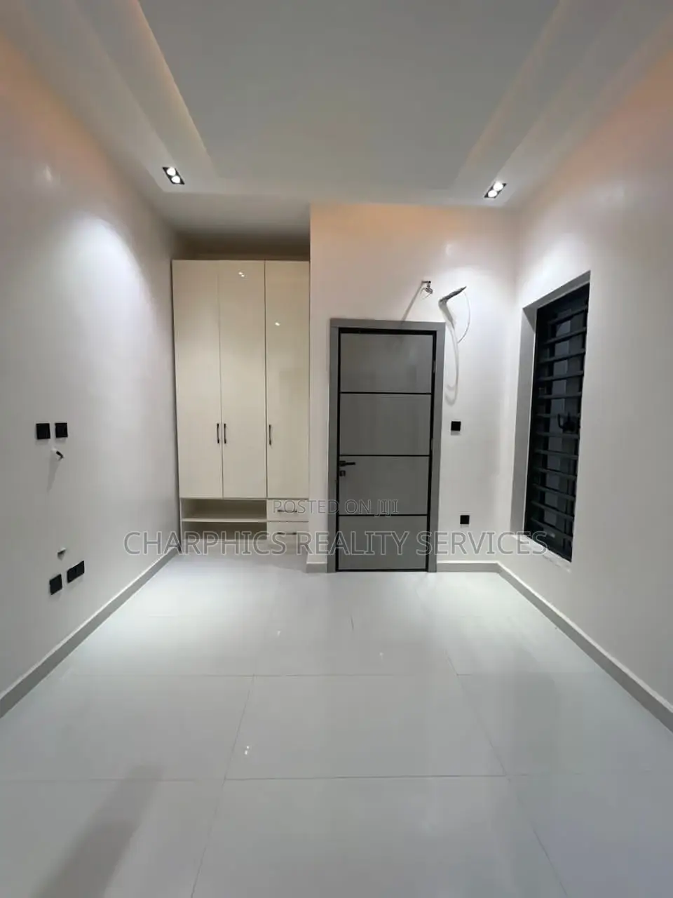 5bdrm Duplex in Ajah for sale