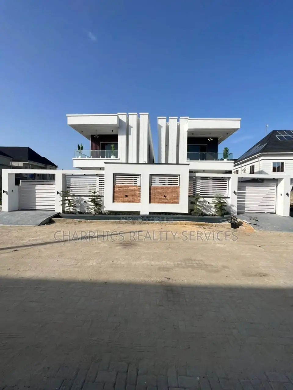 5bdrm Duplex in Ajah for sale