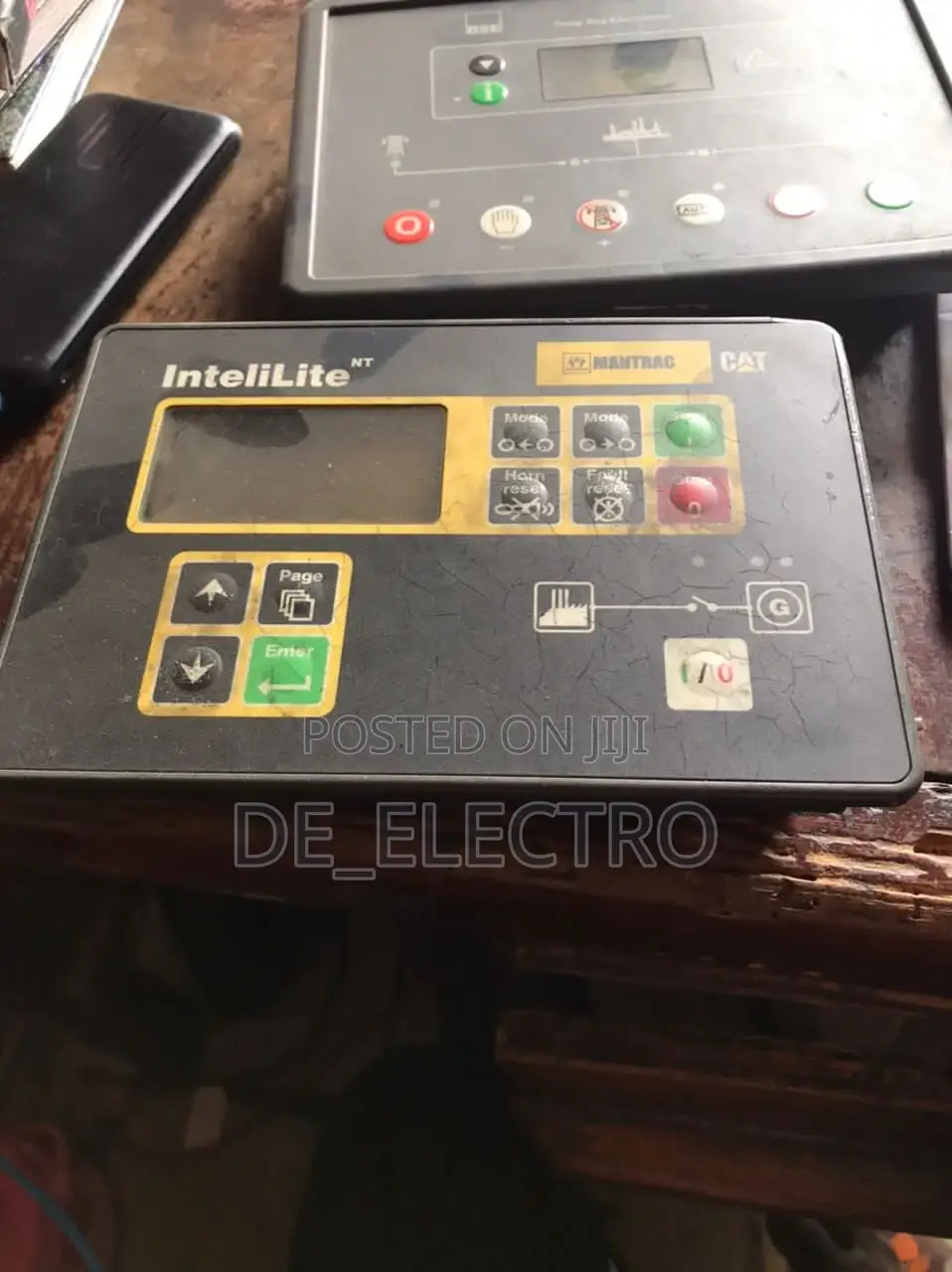 Soundproof Generator Mechanic/Maintenance Auto Changeover