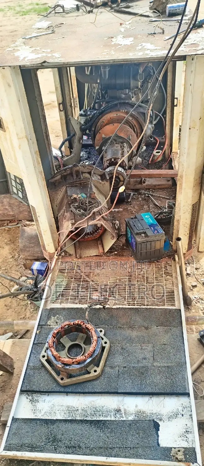 Soundproof Generator Mechanic/Maintenance Auto Changeover