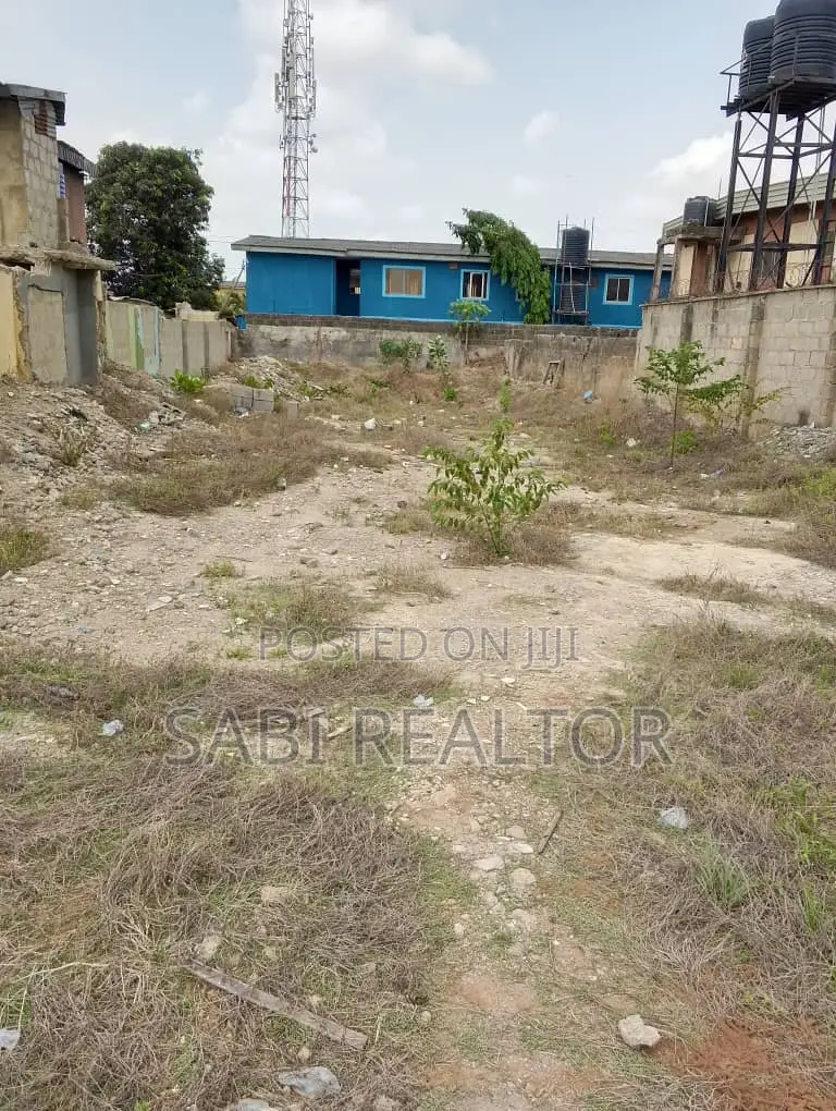 Full Plot With C of O in a Serene Environment in Mosan/Ipaja