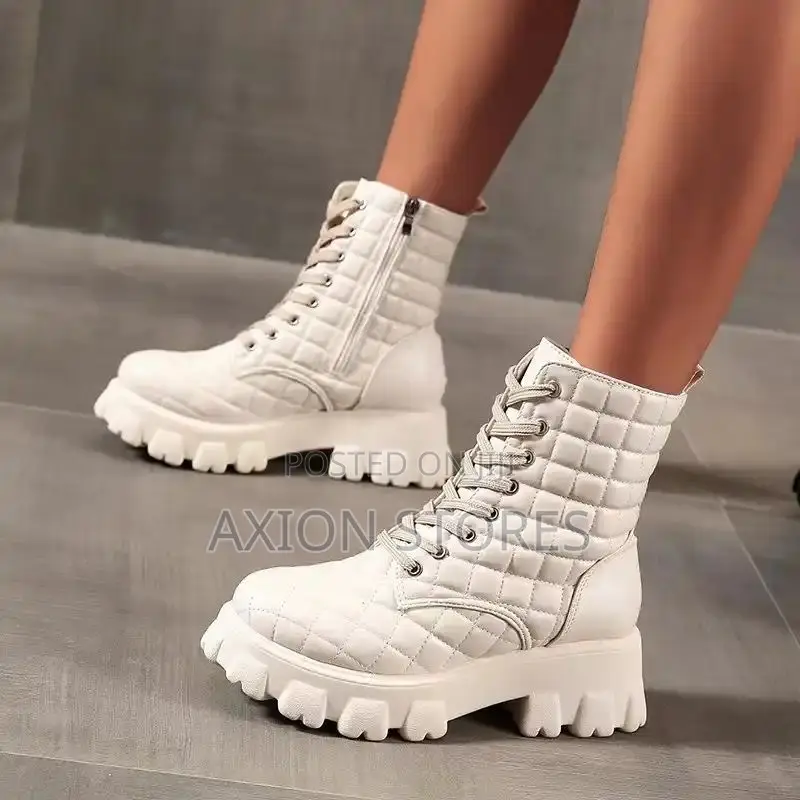 Quality Fashion Female Boots